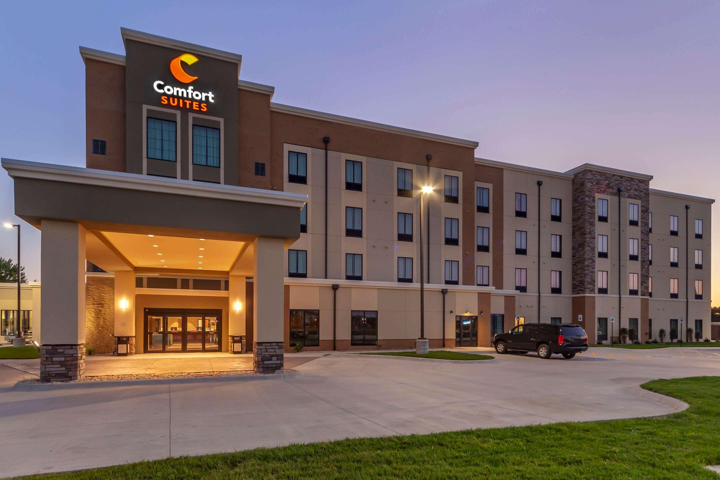 Comfort Suites Гранд-Айленд Экстерьер фото